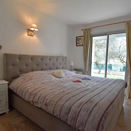 빌라 Stylish Villa In Southern France With Pool 생-쿠앵탕-라-포테리