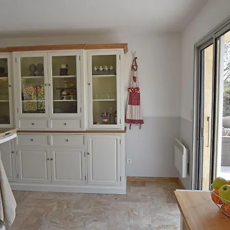 Stylish Villa In Southern France With Pool * סן-קונטן-לה-פוטרי