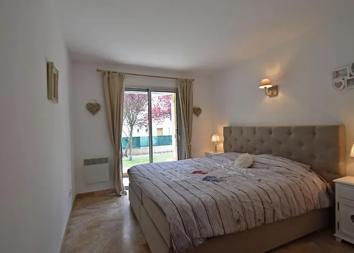 빌라 Stylish Villa In Southern France With Pool *